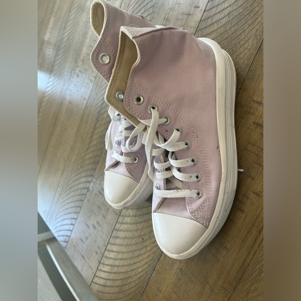 High top converse - Picture 1 of 6